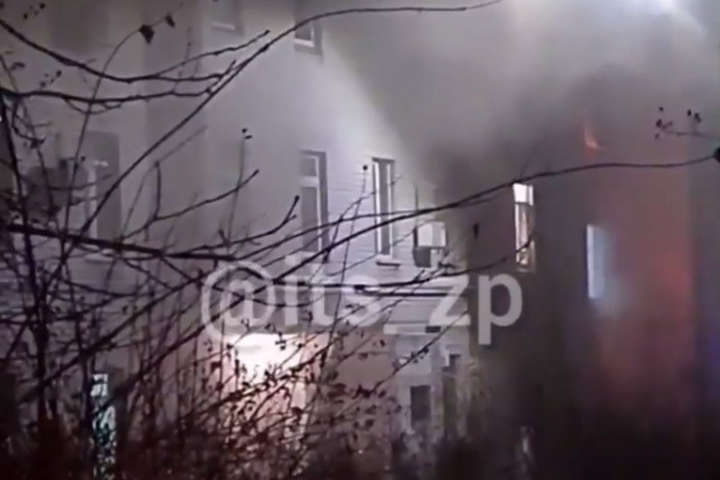 У Запоріжжі загорілася будівля обласної інфекційної лікарні, є загиблі