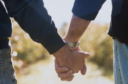  Мужчины, имеющие секс с мужчинами, является одной из ключевых групп, которые имеют повышенный риск инфицирования ВИЧ 