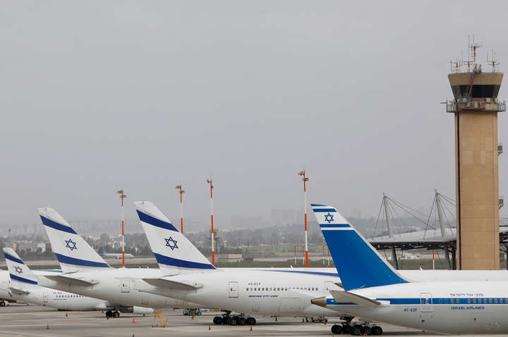 Ізраїль продовжив заборону на авіасполучення зі світом