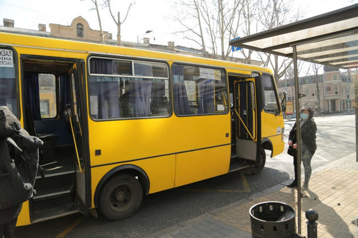 З 6 лютого зросте вартість проїзду в приміських маршрутках Києва