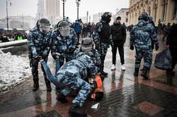 Протести у Росії: суд покарав німого чоловіка за «скандування гасел»