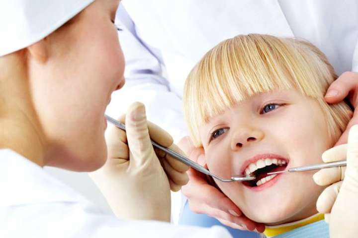 9 лютого в усьому світі відзначається Міжнародний День стоматолога - 9 лютого: яке сьогодні свято, прикмети і заборони