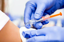 Кожен громадянин має отримати два щеплення одного виробника з інтервалом в місяць