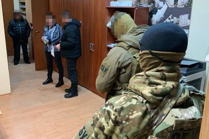 СБУ затримала одеських чиновників за незаконні оборудки із землею