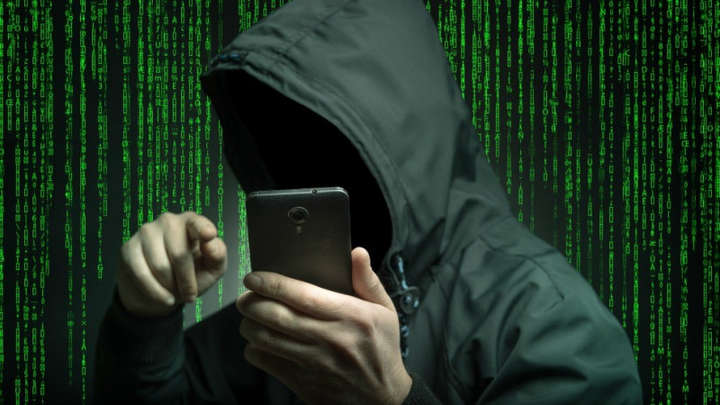 Викрито банду хакерів, яка грабувала у американських знаменитостей криптовалюту 
