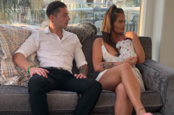  21-летняя британка Саффрон Дрюитт-Барлоу рассказала о непристойном поведении молодого человека, с которым ранее встречалась 
  