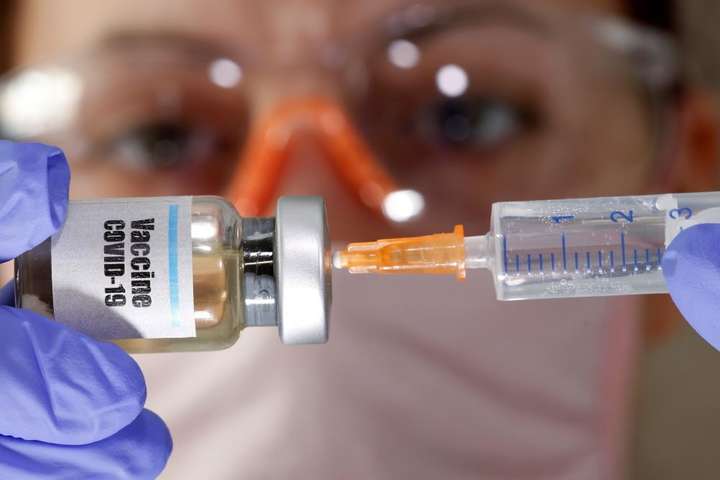 Ляшко розповів, яка вакцина може бути доставлена в Україну першою