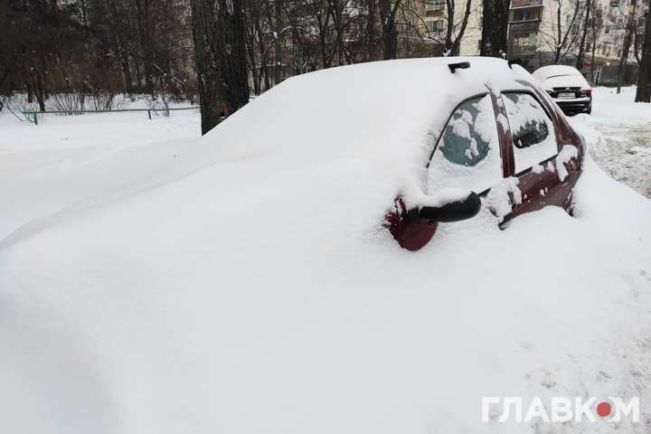 На Львівщині випав майже метр снігу (фото)
