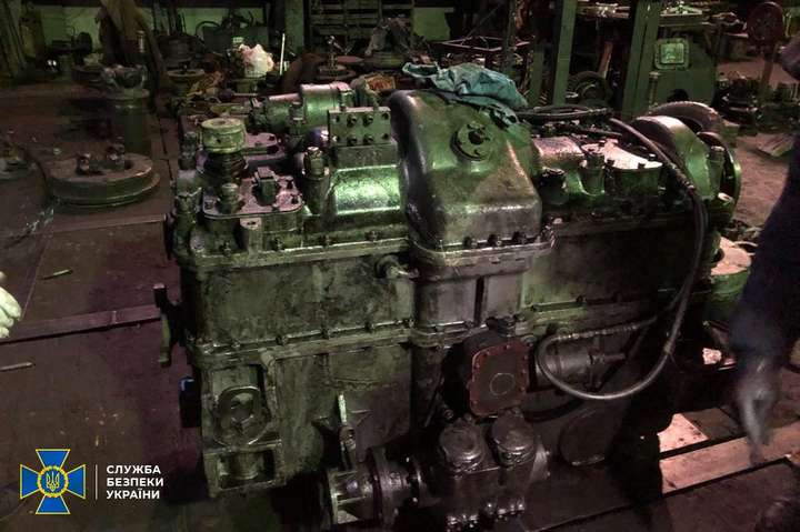 У Миколаєві підрядник привласнив кошти, виділені на ремонт двигунів для потягів «Укрзалізниці»  