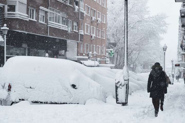«Великий сніг» в Україні: які міста потерпають найбільше