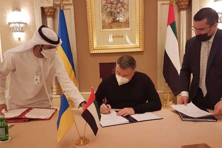 Об’єднані Арабські Емірати визнали водійські посвідчення України