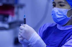 У Британії 15 млн чоловік вже щеплені від коронавірусу