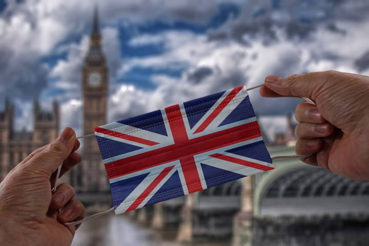 Великобритания ужесточила требования для въезда: несколько тестов и самоизоляция