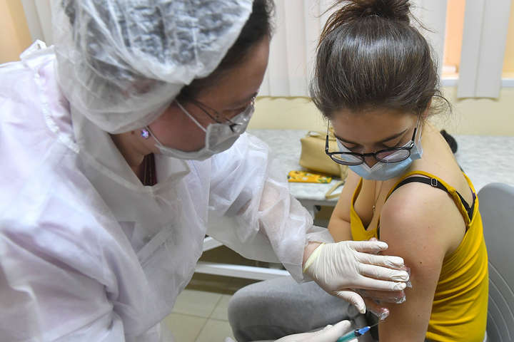 Нардеп: Степанов пообіцяв, що вакцинація від Covid-19 почнеться до кінця тижня