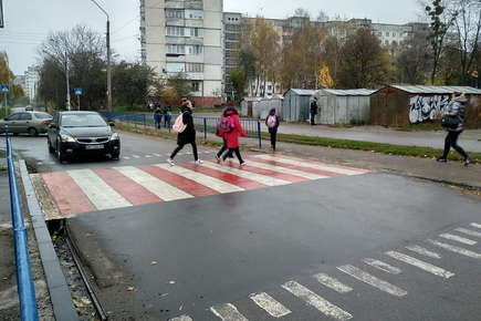 ДТП за участю пішоходів: на Вінниччині одразу троє людей опинилися під колесами на пішохідному переході