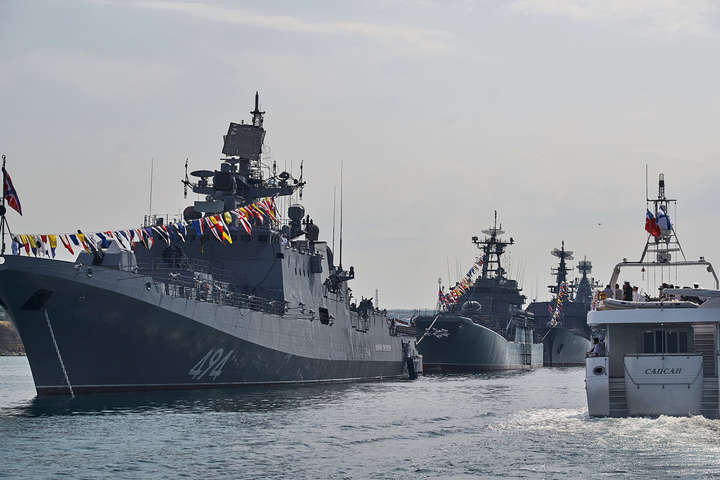 Командувач ВМС: Росія перетворила окупований Крим на найпотужнішу військову базу