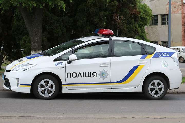 Наїзди на пішохода: в центрі Одеси патрульні збили жінку на тротуарі 
