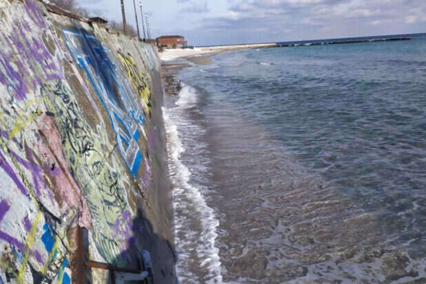 Потужний шторм знищив пляжі Одеси