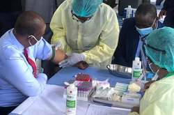 Вакцинування вже розпочалося навіть у Зімбабве
