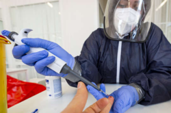  За сутки совершено 61 215 тестирований 