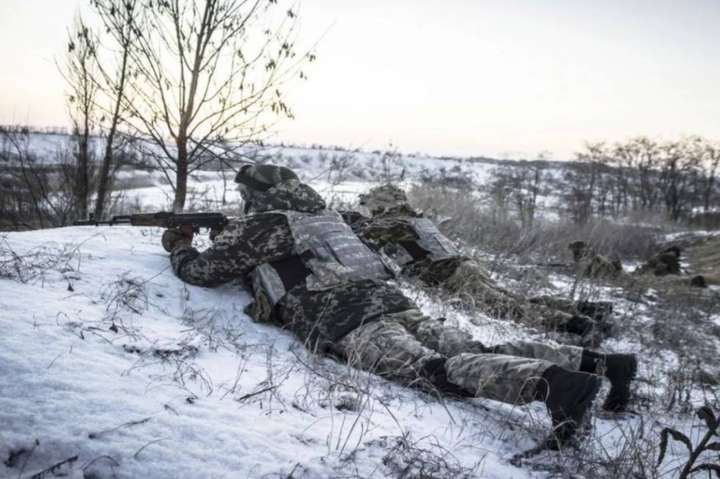 Доба на Донбасі: чотири ворожі обстріли, українські бійці відповіли на провокації