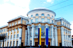 Левова частина коштів платників податків піде на зарплати