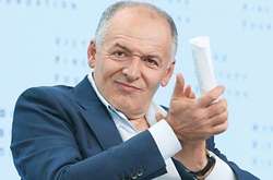 «Интерпайп» Пинчука не отрицает наличие земельного участка в оккупированном Крыму