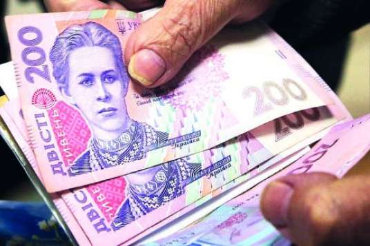 Украинцам летом пересчитают пенсии: кто получит на 850 грн больше