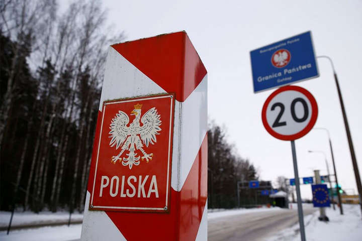 Польща назвала кількість шукачів притулку з України