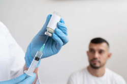 Ковид-вакцинация: стало известно, когда украинцы смогут записаться в очередь на прививку