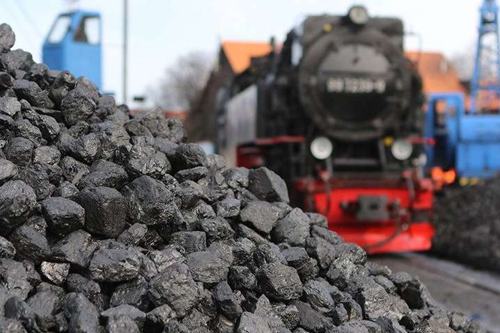 Штучно занижена ціна на вугілля держшахт призведе до збільшення бюджетних дотацій, – експерт