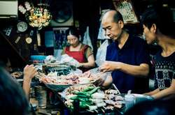 Понад сім мільйонів жителів Гонконгу отримають гроші просто так