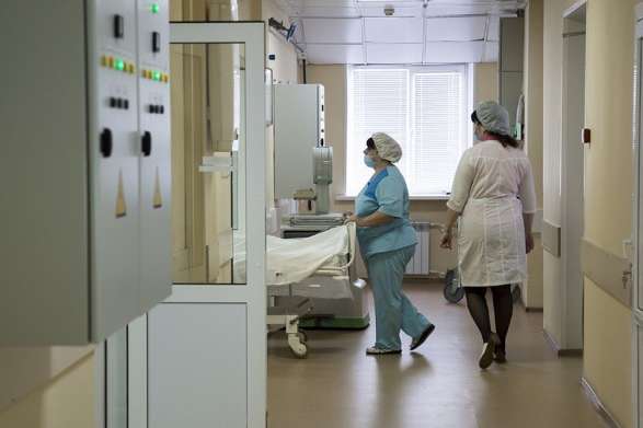 Коронавірус не відступає: в Україні виявлено понад вісім тисяч нових хворих
