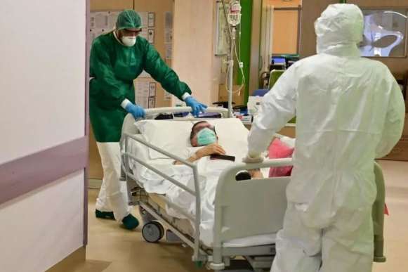 У Києві за добу виявили 580 нових хворих на коронавірус