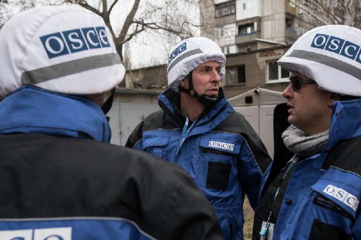 Місія ОБСЄ за добу нарахувала понад 70 порушень «тиші» на Донбасі