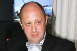 Пригожин відомий як «кухар Путіна», оскільки його компанії організовували для президента РФ банкети