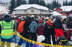 Майстрам спорту з боротьби з Covid-19 слід ввести ще один рівень обмежень – «Буковельський»