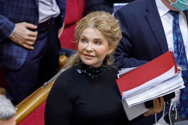 Тимошенко вимагає негайно прийняти закон про заборону імпорту струму з Росії і Білорусі