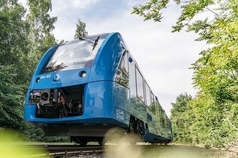 У Німеччині почнеться експлуатація водневого поїзда Coradia iLint