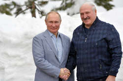 Лукашенко хоче розмістити у Білорусі російські військові літаки