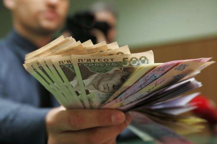 Заборгованість із виплати зарплати у столиці наближається до пів мільярда гривень