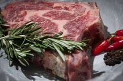 Ученые рассказали о вреде мяса: способствует болезням с высоким риском смерти