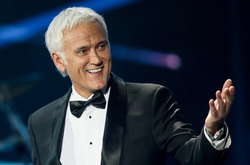 Российского певца госпитализировали в прединсультном состоянии. Супруга артиста все отвергает