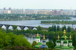 Зелена зона Києва налічує 31,6 тис. га лісів, 8 тис. га – парки та сквери