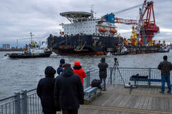 Трубоукладальна баржа «Фортуна» займається будівництвом скандального  «Північного потоку – 2» 