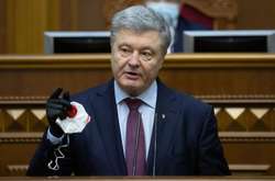  Експрезидент Петро Порошенко занепокоєними тим, як чинна влада бореться з пандемією коронавірусу в країні  