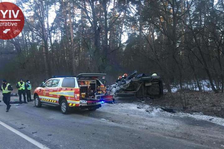 Смертельное ДТП на Гостомельском шоссе: два человека погибли