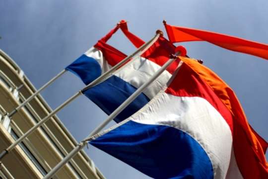 Нові правила вʼїзду до Нідерландів: що потрібно знати українцям