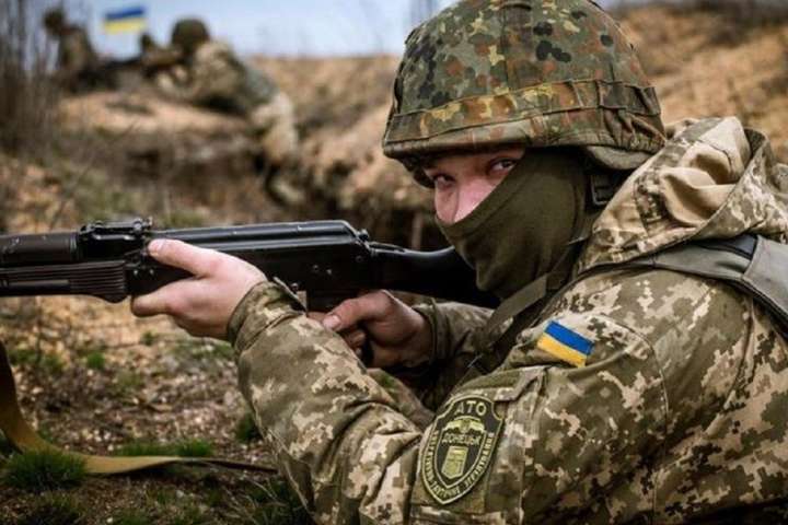 Загострення на Донбасі: від початку доби окупанти 18 разів відкривали вогонь 