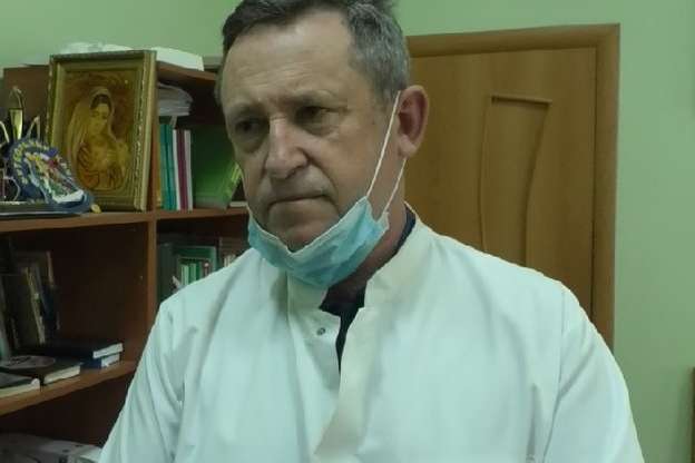 Головлікар Закарпатської обласної лікарні: Якщо під час перших хвилі було 10% кисневозалежних, то зараз за 80%